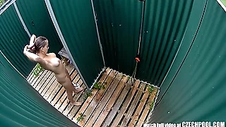 Greatest Voyeur Cams on Real Regurgitate Pool